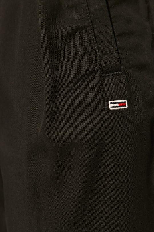 Tommy Jeans - Spodnie DW0DW08303 czarny DW0DW08303