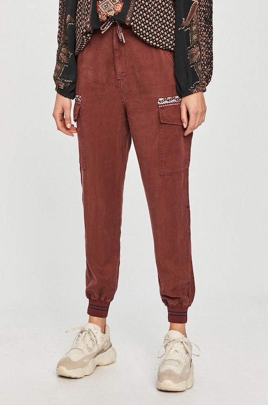 Desigual - Панталони текстил розов 20WWPN08