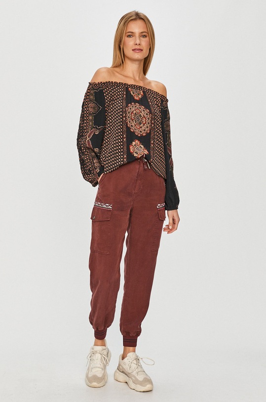 Desigual - Панталони 20WWPN08 розов AW20