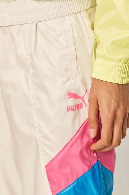 Puma - Spodnie 597751 biały 597751