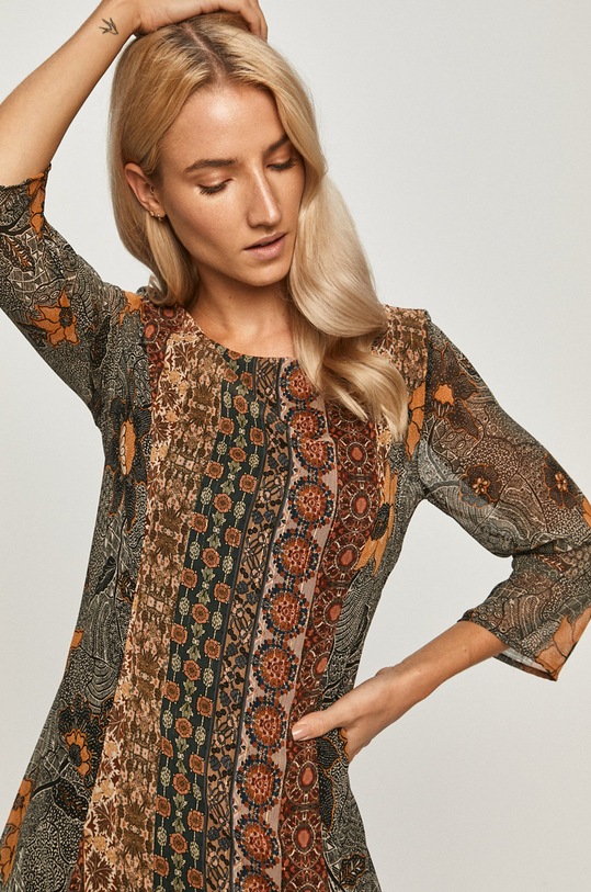 Desigual - Rochie multicolor 20WWVW97