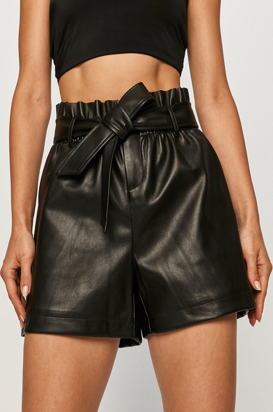 Vero Moda - Szorty tkanina czarny 10232805