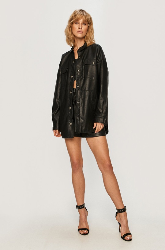 Vero Moda - Szorty 10232805 czarny AW20