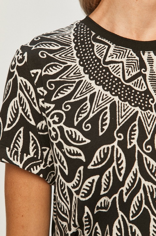 Desigual - Футболка 20WWTKCG чёрный