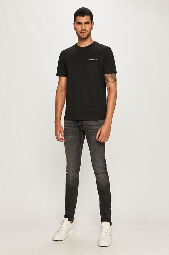 Calvin Klein Jeans - Tričko J30J316601 čierna AW20