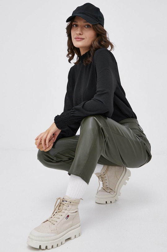 Only Bluzka 15240584 czarny AW21