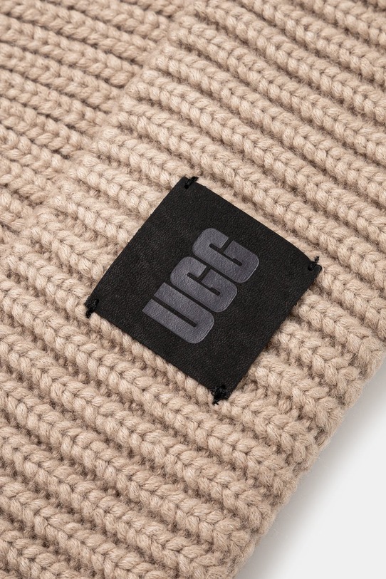 UGG czapka z domieszką wełny 20061 beżowy AW25
