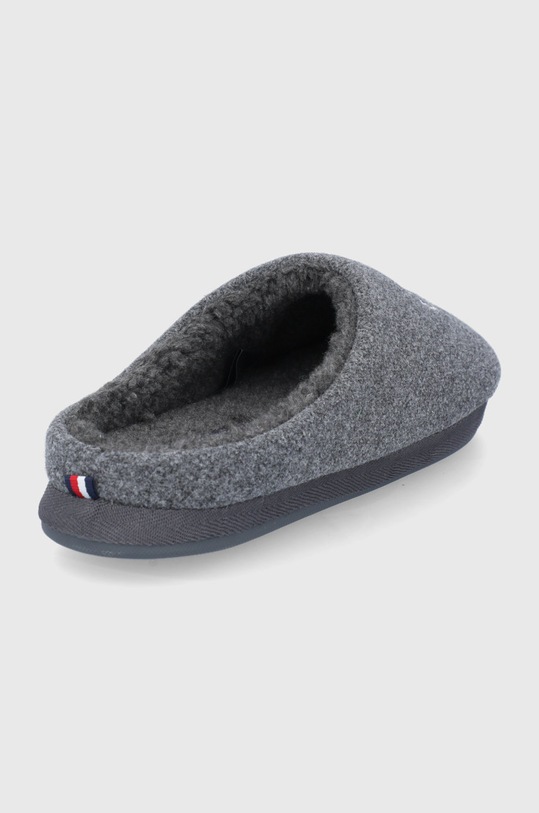 Obuwie Tommy Hilfiger Kapcie FM0FM03802 szary