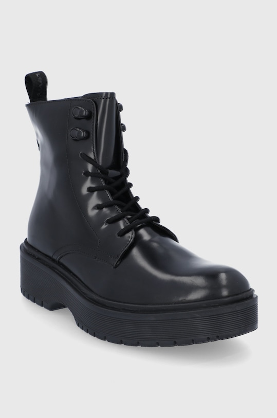 Шкіряні черевики Levi's D5385.0002 чорний AW21