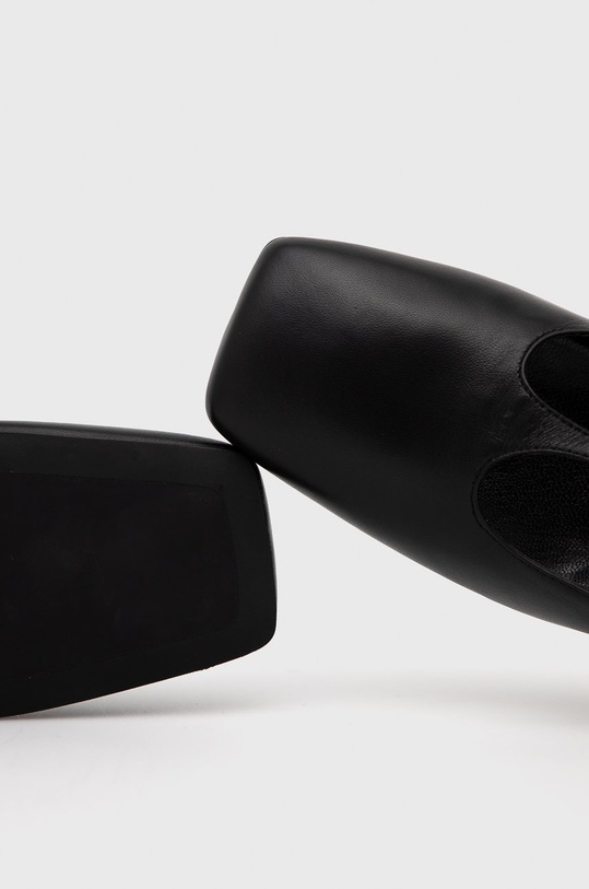 Karl Lagerfeld Czółenka skórzane KL31505.Black.Lthr czarny KL31505.Black.Lthr