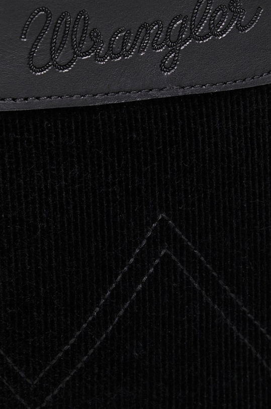 Menčestrové nohavice Wrangler čierna W12SEC100