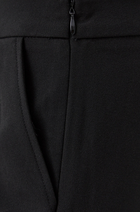 Stefanel Spodnie czarny JP023S69605