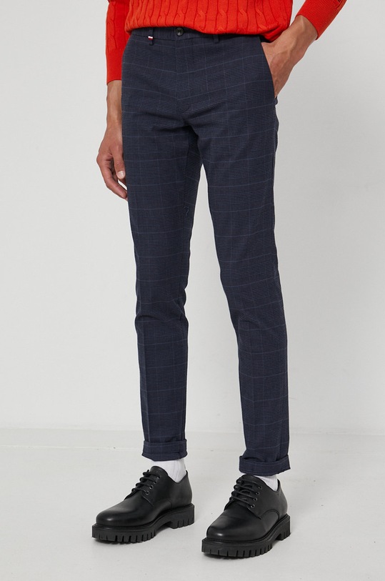 Nohavice Tommy Hilfiger chinos tmavomodrá MW0MW19893.4890