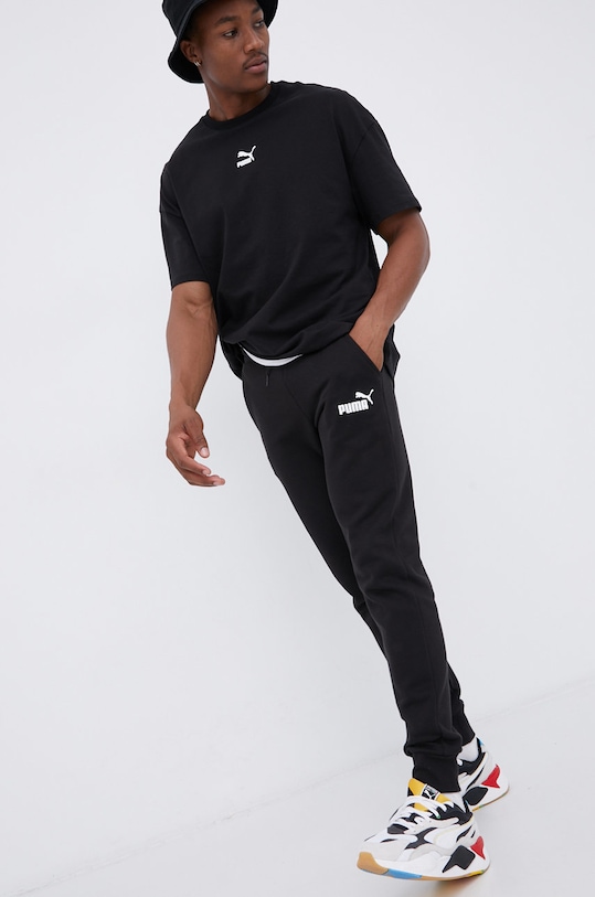 Puma spodnie 586748 czarny AW22