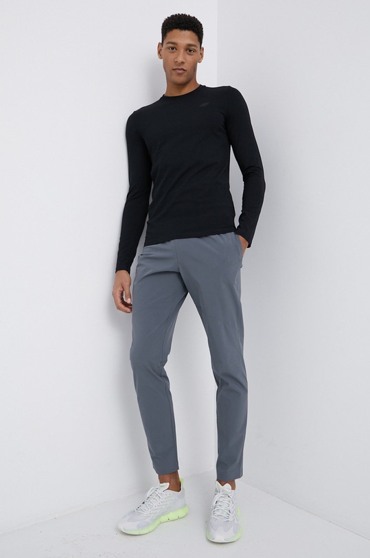 Kalhoty Under Armour 1366215 nášivka šedá 1366215