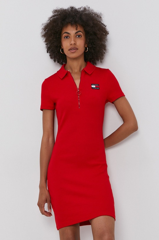 Šaty Tommy Jeans s elastanom červená DW0DW10380.4890