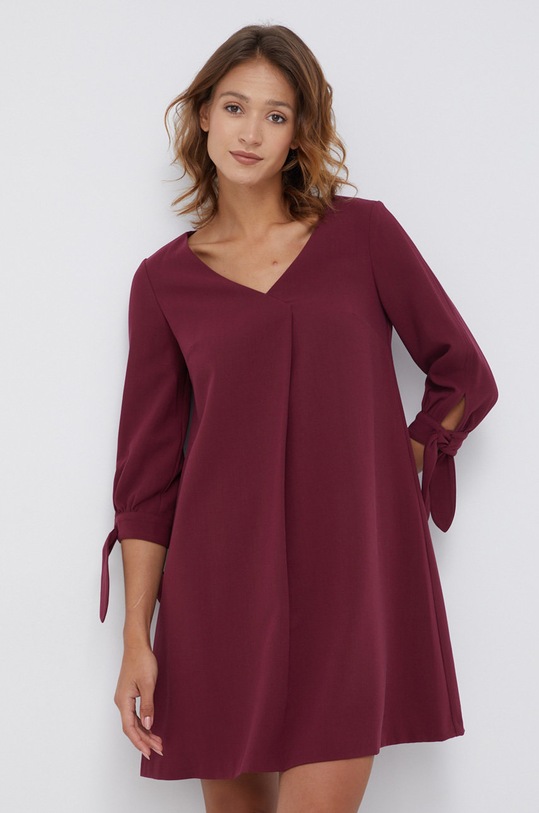 United Colors of Benetton Sukienka z elastanem bordowy 4XI65VCN5.09Q
