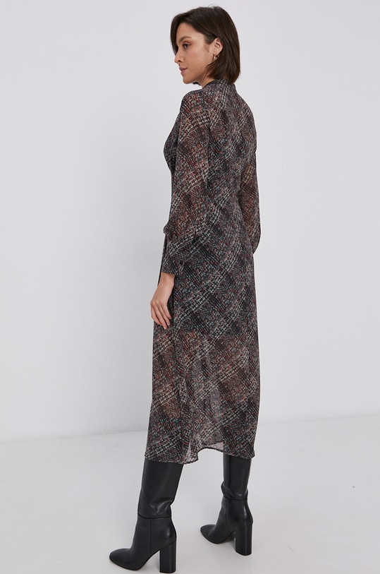 Oblečenie Šaty Sisley 4NLQ5VI16.62H zelená