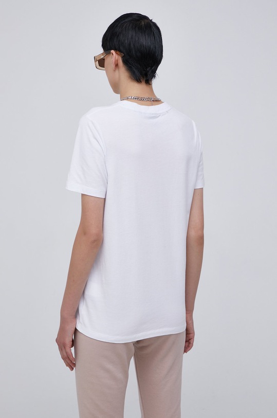 Odzież Superdry T-shirt bawełniany W1010689A.01C biały