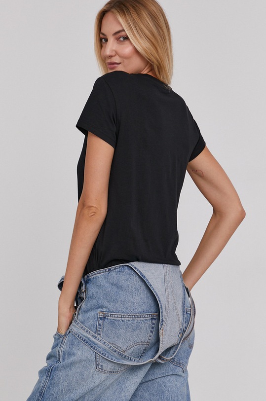 Odzież Levi's T-shirt bawełniany A2086.0013 czarny
