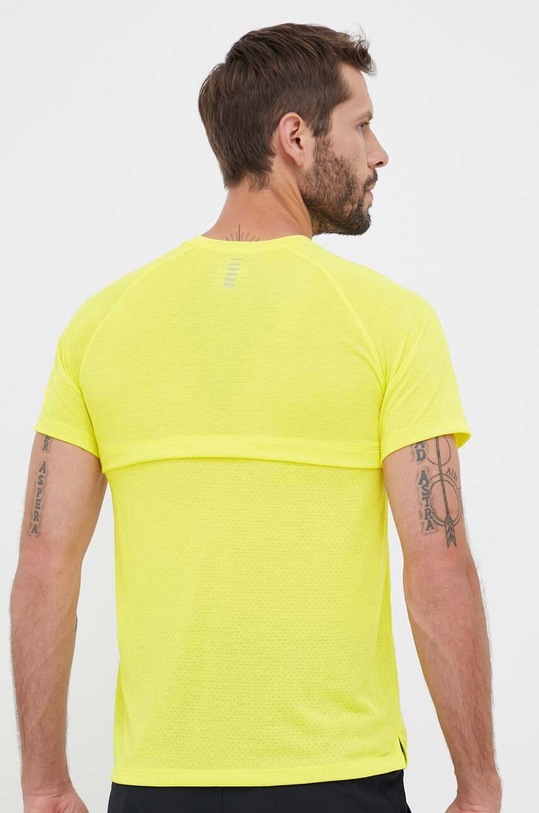 Odzież Under Armour t-shirt do biegania 1361469 żółty