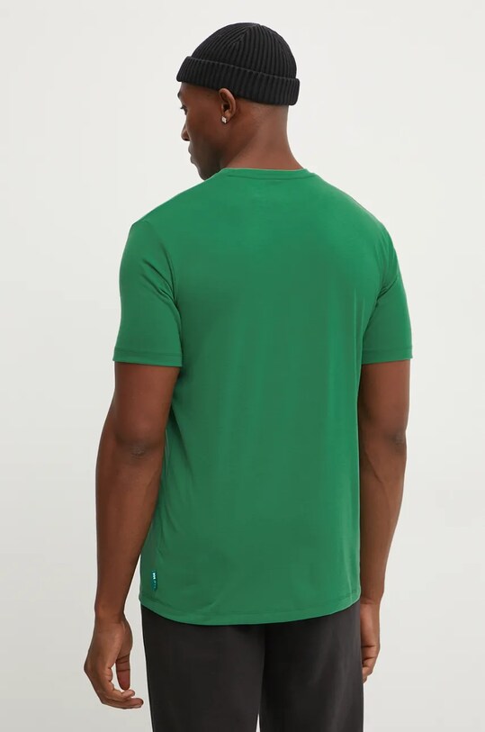 Одяг Футболка Helly Hansen 63082 зелений