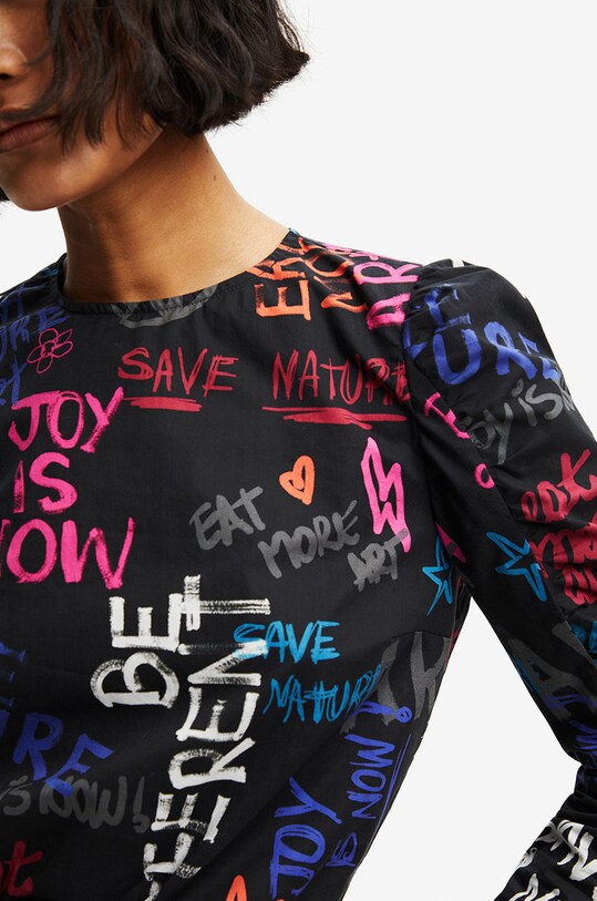 Памучна блуза Desigual 22WWBW03 черен AW22