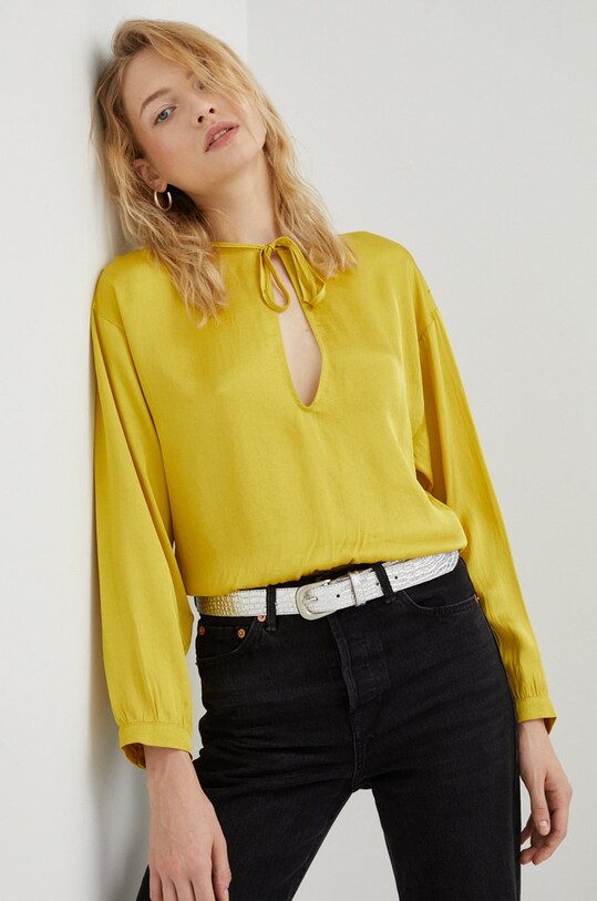 Halenka American Vintage WID07GH22 žlutá AW22