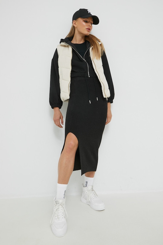 Top Abercrombie & Fitch KI139.2616.900 černá AW22