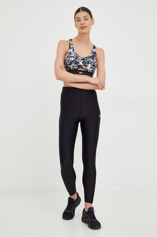 Športová podprsenka Reebok Modern Safari HG3833 čierna AW22