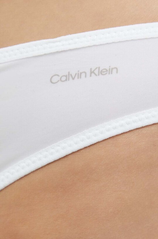 Одежда Стринги Calvin Klein Underwear 000QF6816E.9BYY белый