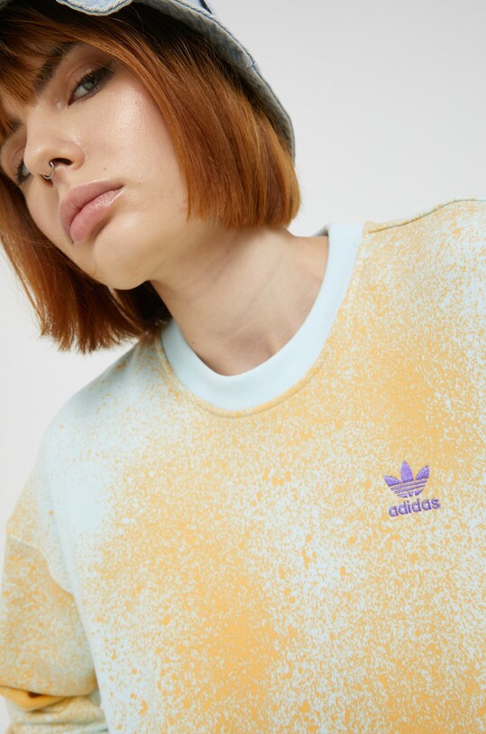 Βαμβακερή μπλούζα adidas Originals πολύχρωμο HL6600