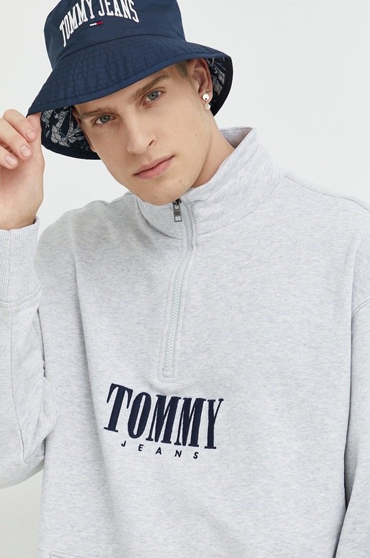Bombažen pulover Tommy Jeans siva DM0DM15021.9BYY