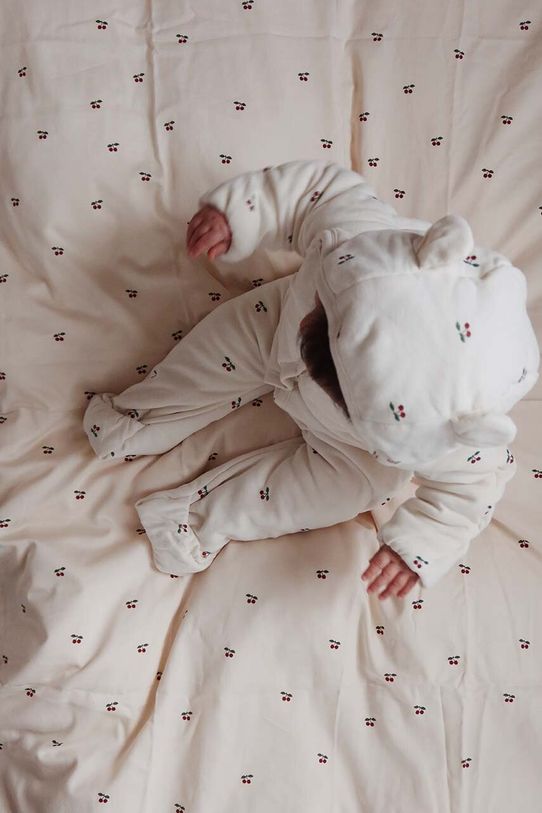 Konges Sløjd rampers bawełniany niemowlęcy NEWBORN ONESIE WITH HOOD KS2601
