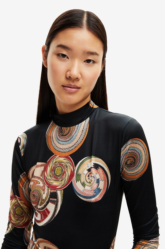 Desigual body 22WWQK10 czarny AW22
