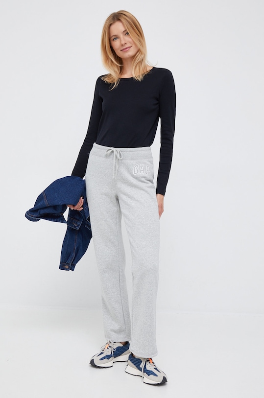 Лонгслів United Colors of Benetton 3GA2E16F9.100 чорний AA00