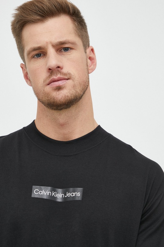 Βαμβακερή μπλούζα με μακριά μανίκια Calvin Klein Jeans J30J321718.9BYY μαύρο