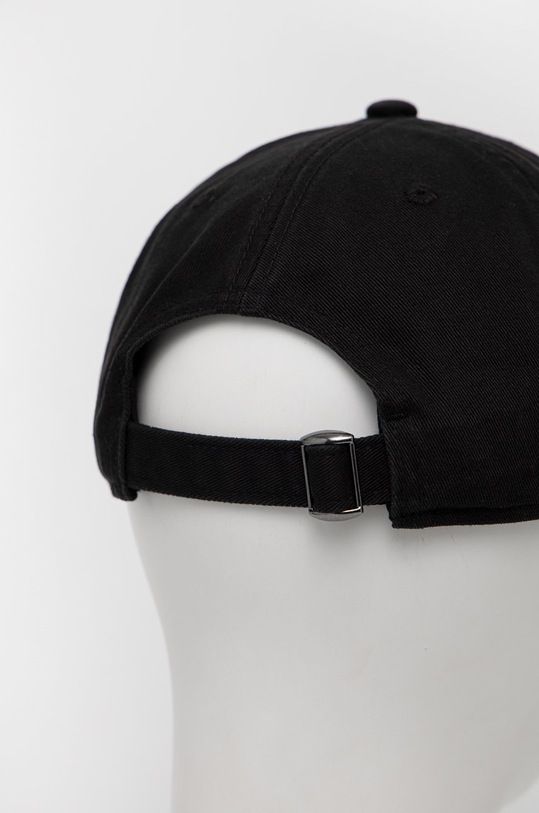 Akcesoria Peak Performance czapka z daszkiem bawełniana G78327 czarny