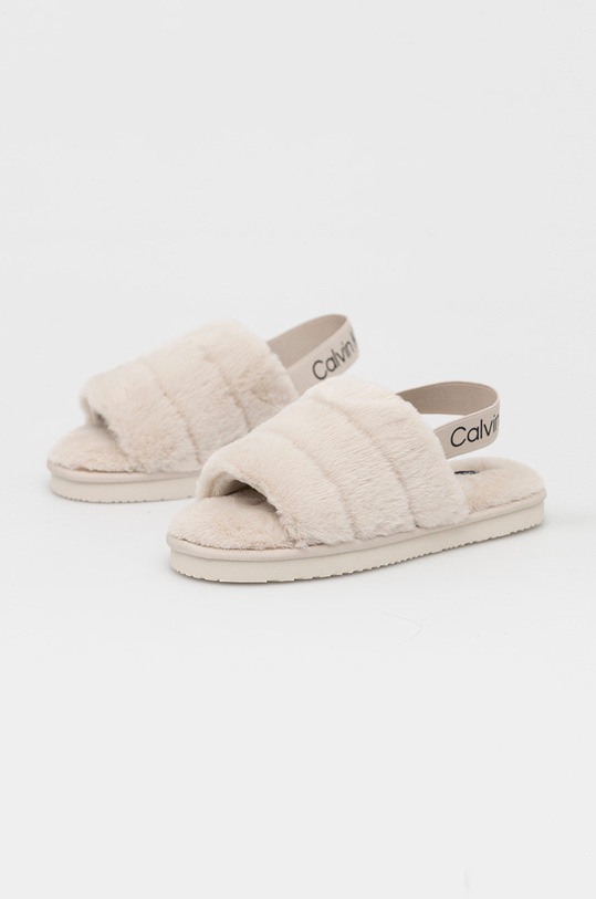 Calvin Klein Jeans kapcie Home Slipper Fakefur Elastic YW0YW00751.ACF beżowy AW22