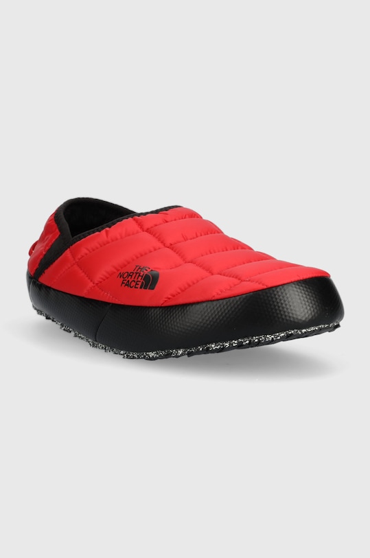 The North Face papuci de casa Men S Thermoball Traction Mule V NF0A3UZNKZ31 rosu AW23