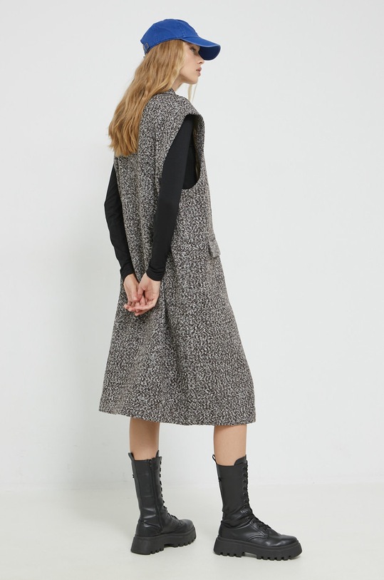 Odzież Vero Moda bezrękawnik 10270992.Carafe brązowy