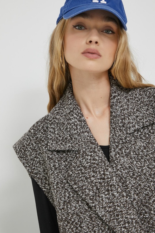 Vero Moda bezrękawnik brązowy 10270992.Carafe