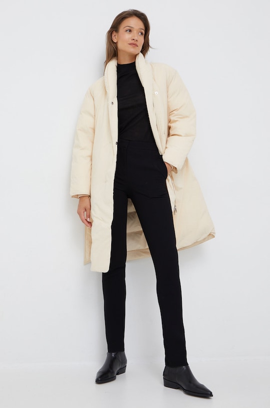 Calvin Klein kurtka puchowa bez kaptura beżowy K20K204158.9BYY