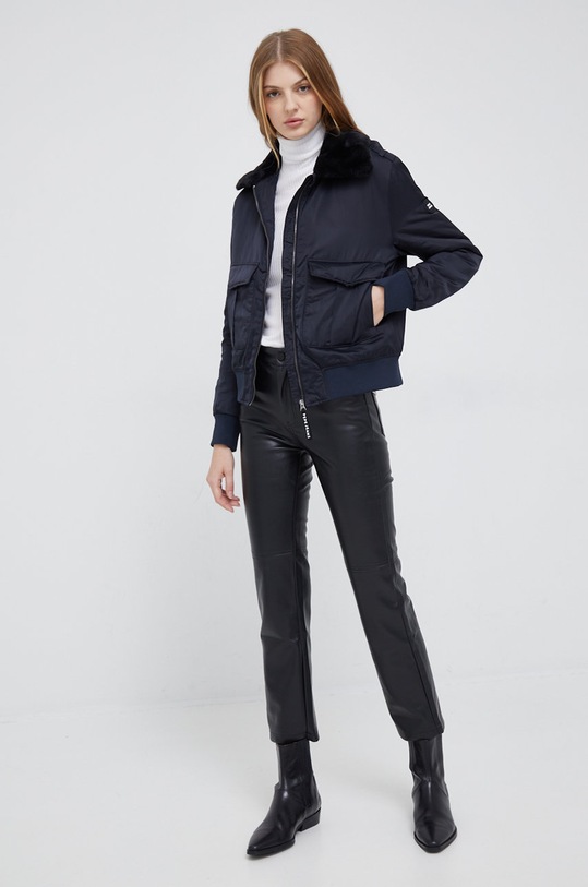 Pepe Jeans kurtka PL402090.594 czarny AW22