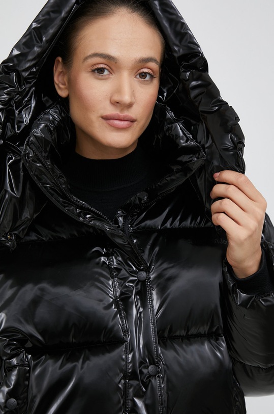 Bunda Calvin Klein Jeans černá J20J219838.9BYY