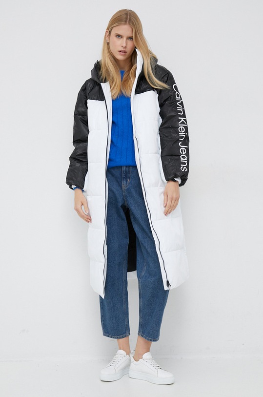 Bunda Calvin Klein Jeans J20J219985.9BYY bílá AW22