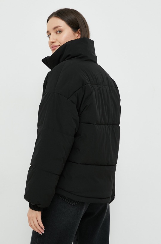 Odzież Sisley kurtka 24PWLN00X.100 czarny