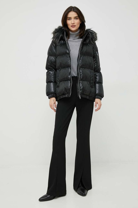 Geox kurtka W2628S.T2843.F9000 czarny AW22