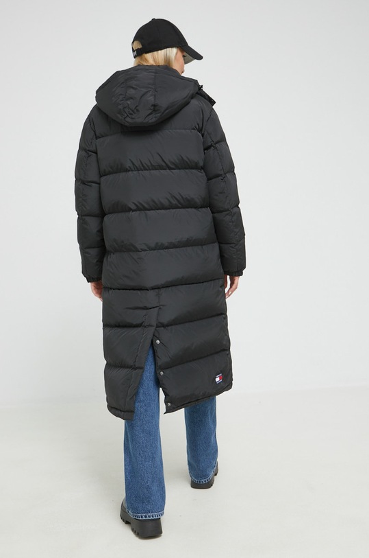 Одяг Пухова куртка Tommy Jeans DW0DW14287.9BYY чорний