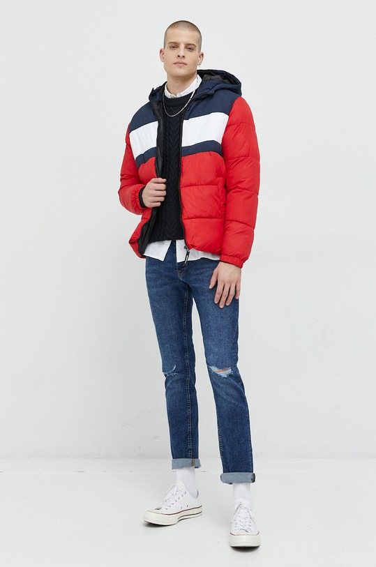 Jack & Jones kurtka 12213497.TrueRed czerwony AW22